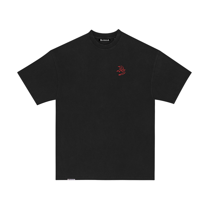 Deadstockclo tshirt with red DS print in left chest